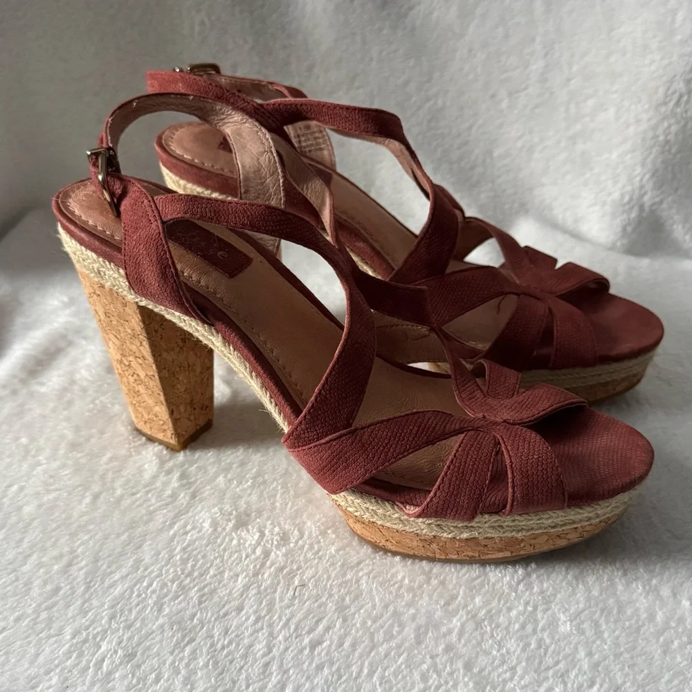 Nurture Heels Women's Strappy Sandals - Brown Size‎ 8.5M Party Career New